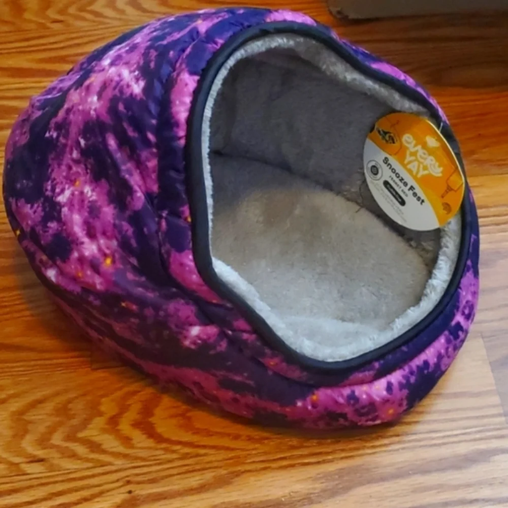 Cozy Purple Pet Cave Bed